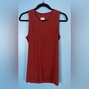 ATHLETA TANK SIZE MEDIUM